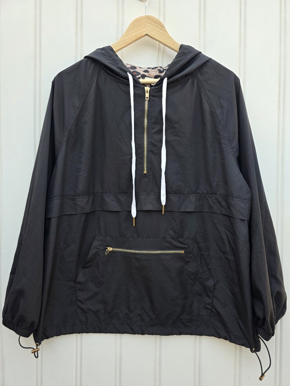 Main Strip Windbreaker Anorak Pullover Jacket Leopard Print Black Womens Medium